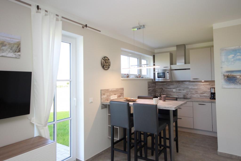 Reetdachhaeuser Boergerende Extérieur photo