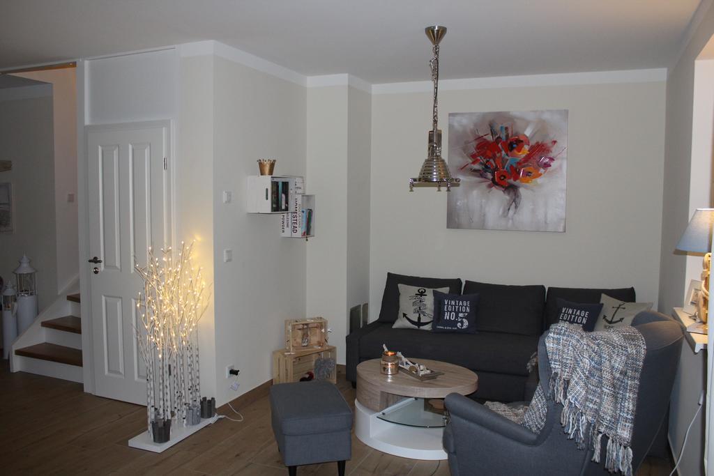 Reetdachhaeuser Boergerende Extérieur photo
