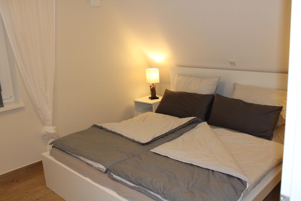 Reetdachhaeuser Boergerende Extérieur photo