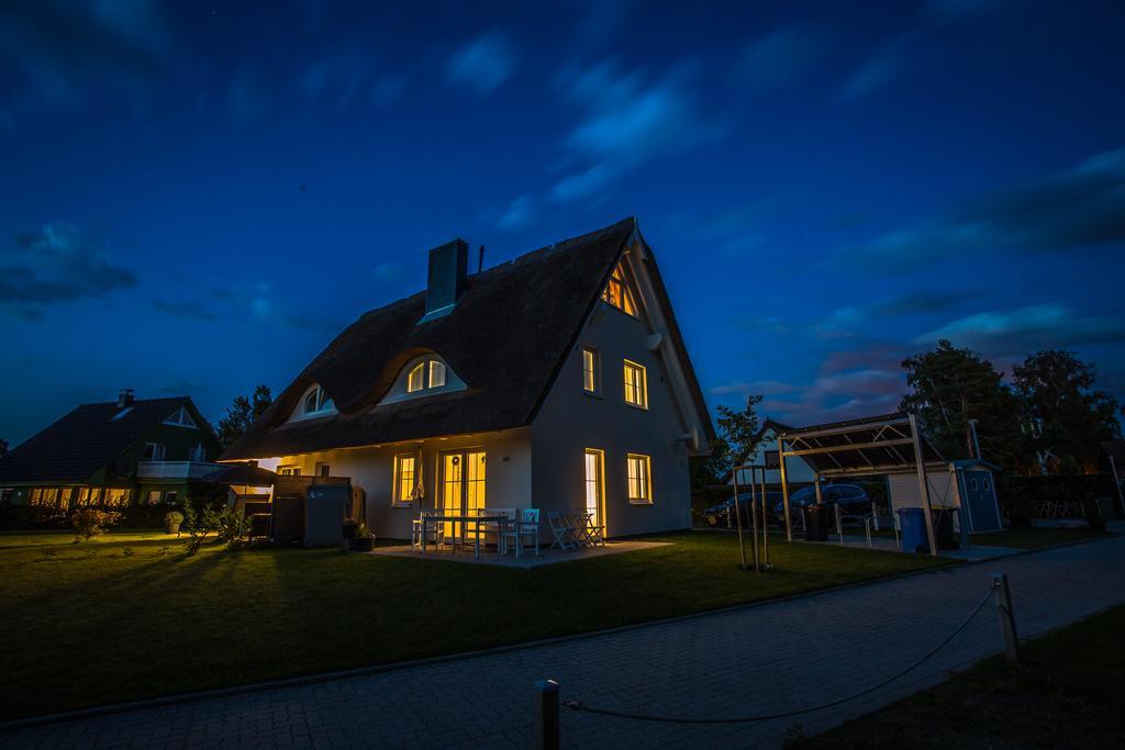 Reetdachhaeuser Boergerende Extérieur photo