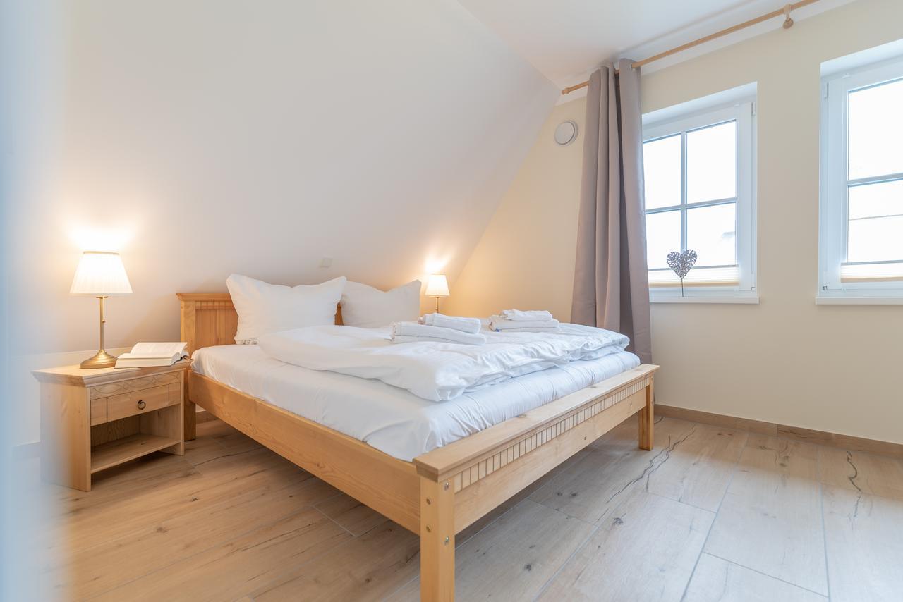 Reetdachhaeuser Boergerende Extérieur photo